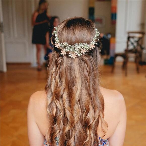 Sparkly Rhinestone Flower Hair Clips | Elegant Small Hairpins - Picture 3 of 4